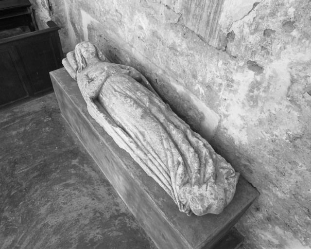 monument funéraire : gisant d'Isabeau de Grancey