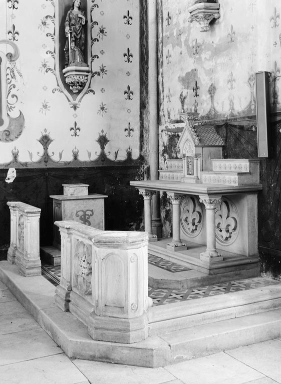 autel (2), tabernacle (2, en pendant, autel table, tabernacle architecturé), style néo-gothique