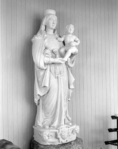 statue : Vierge à l'Enfant (n° 1)