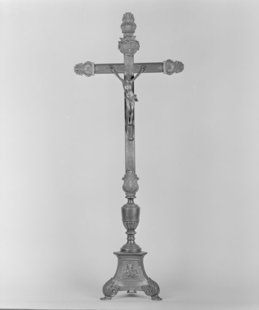 croix d'autel, chandelier d'autel (2)