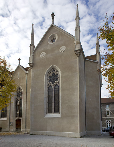 couvent des Cordeliers, collège Saint-François-Xavier puis des Pères Eudistes, lycée de jeunes filles, actuellement lycée Louis Pasteur