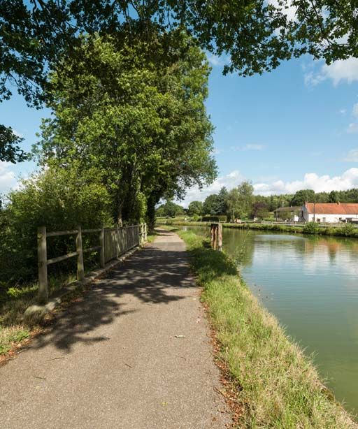 aqueduc-déversoir de superficie de Hautefond (canal du Centre)