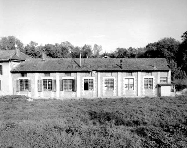 moulin à blé dit moulin Febvre, usine de taille de matériaux de construction dite marbrerie Célard