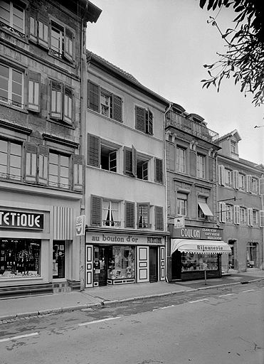 demeures, hôtels de voyageurs