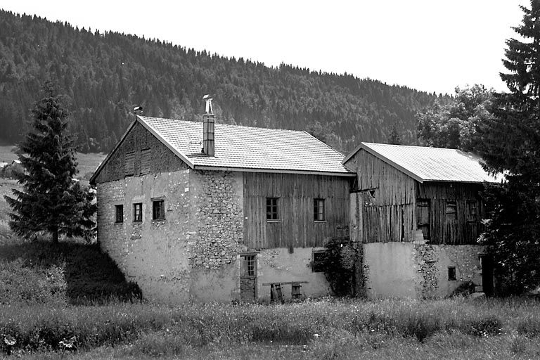 scierie, actuellement maison
