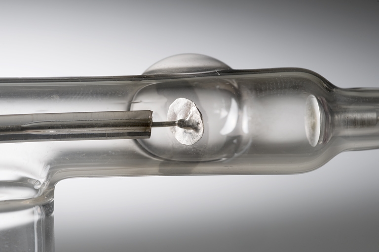 instrument de préparation (tube à rayons X)