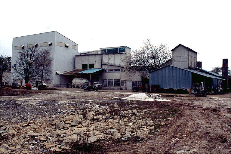 carrière souterraine, plâtrière, usine d'éléments préfabriqués de la société des Plâtrières modernes de Grozon