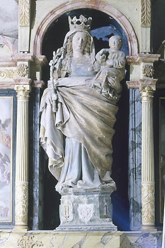 statue : Vierge à l'Enfant