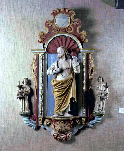 2 statues : le Sacré-Coeur et Vierge à l'Enfantr