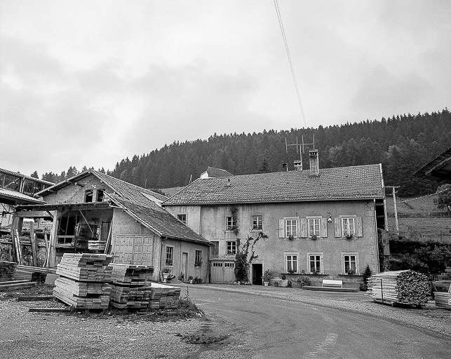 maison cadastrée A2 159