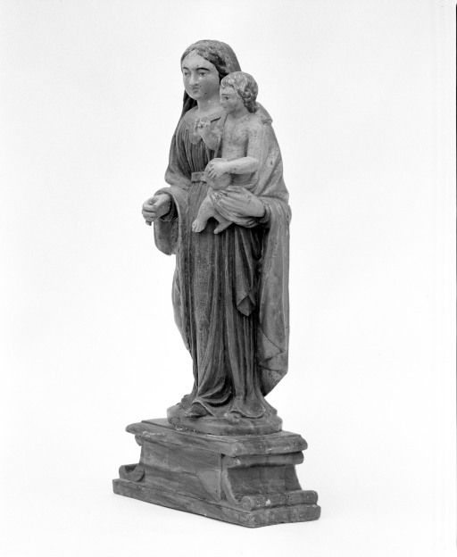 bâton de procession : Vierge à l'Enfant