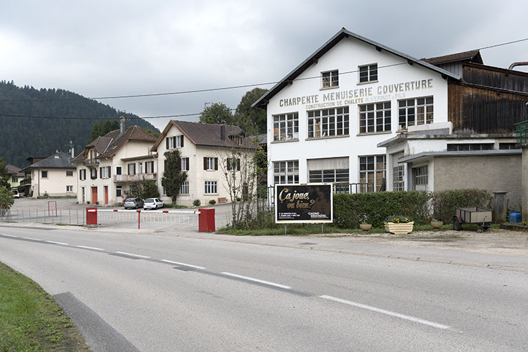 maison, usine de menuiserie et d'éléments en matière plastique pour le bâtiment Henri Vermot et Fils