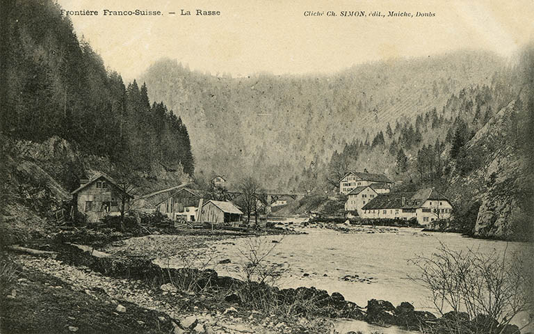 moulin à farine et usine de teinturerie, martinet, grosse forge, usine de taillanderie, laminoir et usine d'horlogerie dits Fabrique de la Rasse