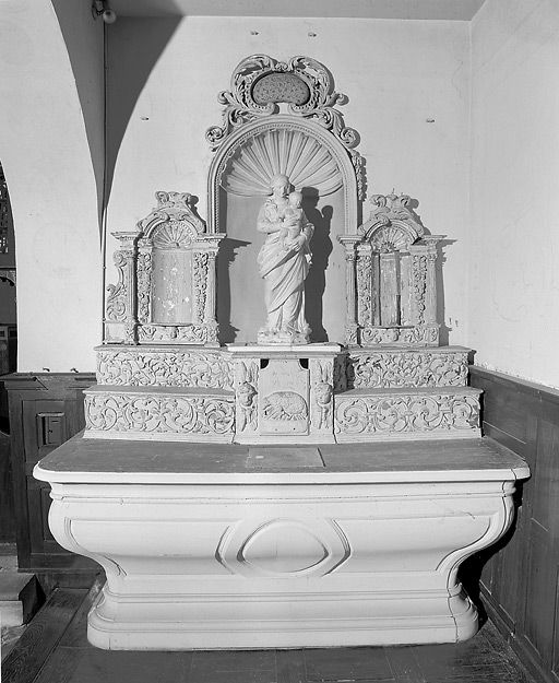 autel, tabernacle et retable de la chapelle de la Vierge