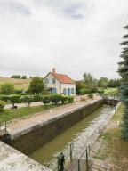 site de l'écluse 27 du versant Loire, dite du Moulin d'Isenay (canal du Nivernais)