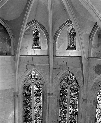 église abbatiale de l'abbaye Saint-Oyend, actuellement cathédrale Saint-Pierre, Saint-Paul et Saint-André