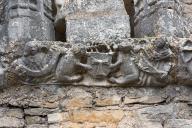 niche à décor sculpté