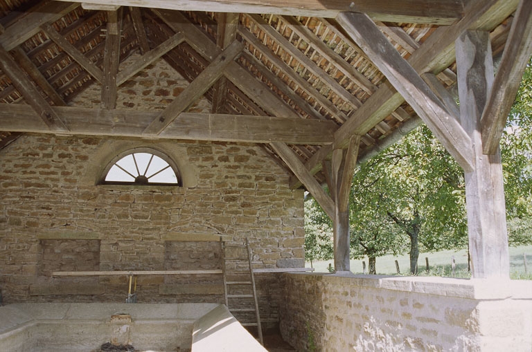 lavoir ; fontaine