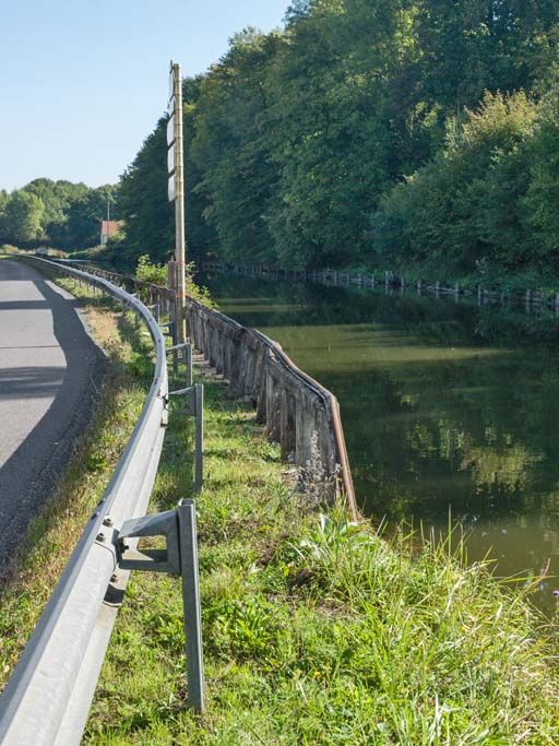 port des Forges de Perreuil (canal du Centre)