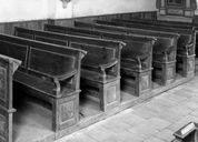bancs de fidèles (bancs d' église, 17, série)