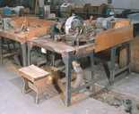 machine à fraiser (machine à aplatir dite dégauchisseuse)