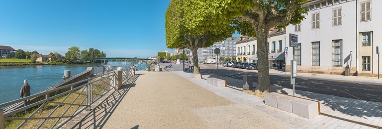 quai des Messageries et port Villiers