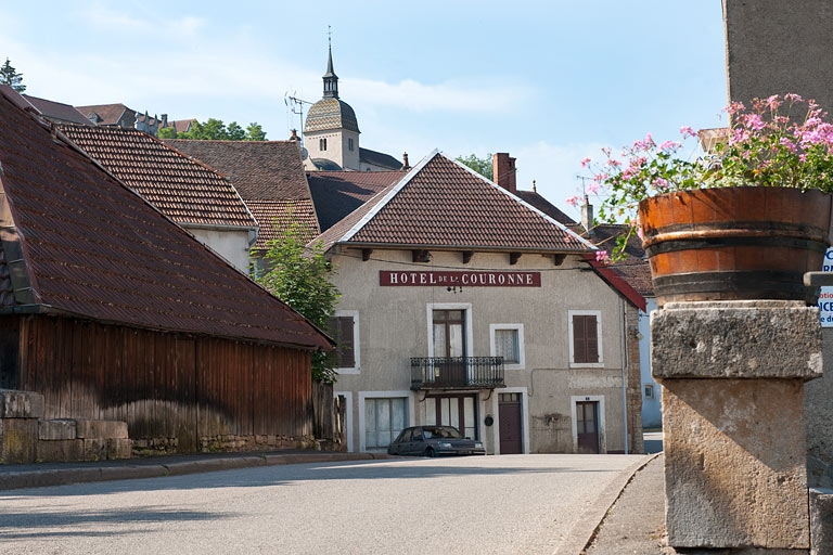 hôtel de voyageurs, restaurant de la Couronne, actuellement maison