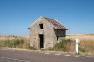 cabane, ou abri de cantonnier
