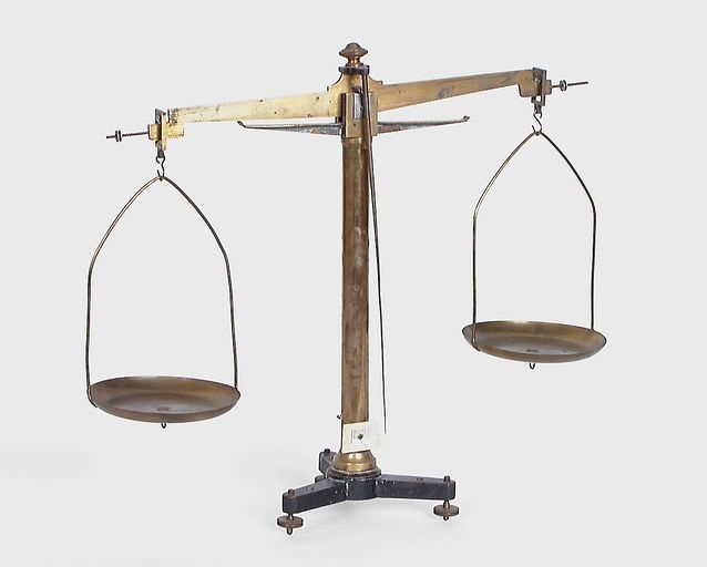 instrument de démonstration en mécanique des fluides n° 8 : balance hydrostatique