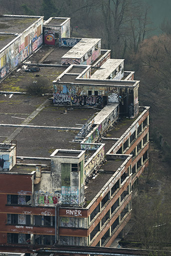 usine à papier de la société des Papeteries Bisontines, usine de fibres artificielles et synthétiques dite usine des Soieries puis de la Rhodiacéta