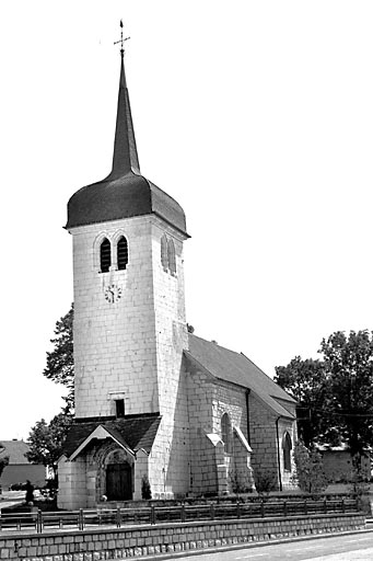 église paroissiale Saint-Pierre et Saint-Paul