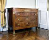 commode et secrétaire à abattant du grand salon