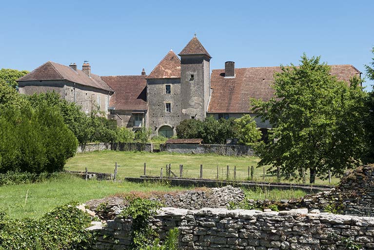 maison forte