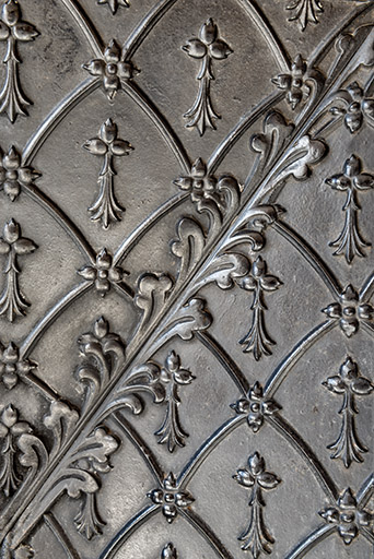 manteau de cheminée de la salle à manger