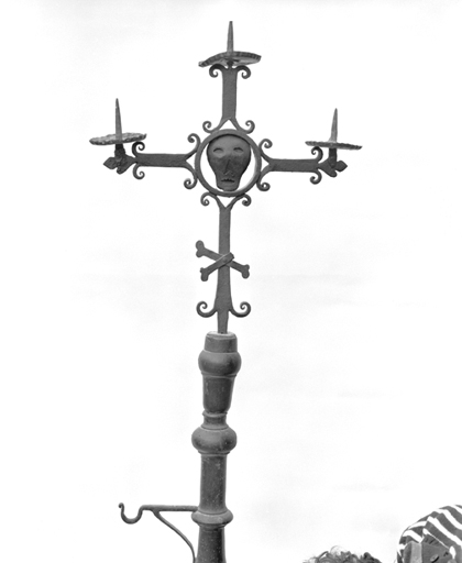 croix funéraire