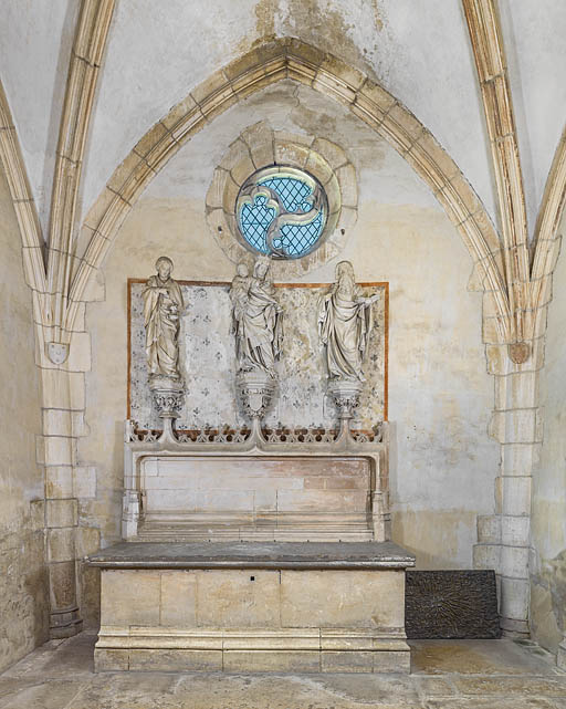 statues d'autel : la Vierge à l'Enfant, saint Jean-Baptiste et saint Jean l’Évangéliste