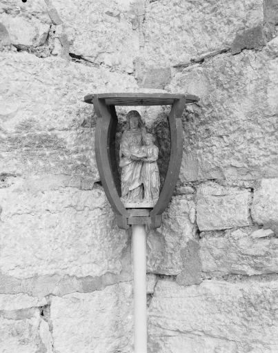 bâton de procession : l'Education de la Vierge