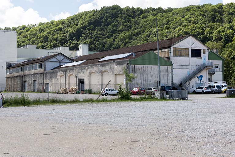 usine à papier de la société des Papeteries Bisontines, usine de fibres artificielles et synthétiques dite usine des Soieries puis de la Rhodiacéta