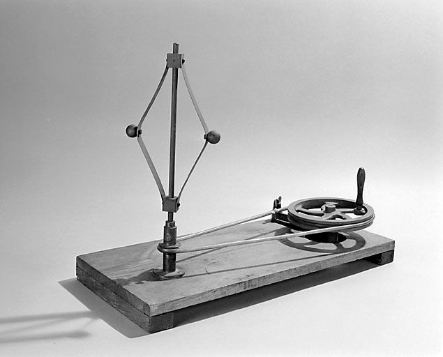 instrument de démonstration en dynamique des solides (appareil de la force centrifuge)