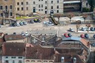 place Saint-Jean, actuellement Emile Zola