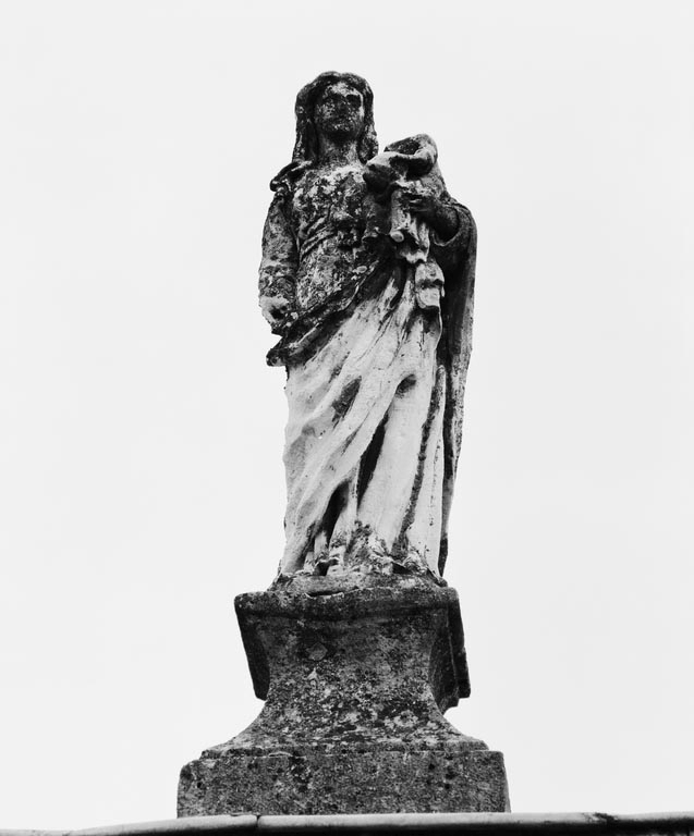 statue : Vierge à l'Enfant