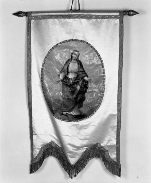 bannière de procession : l'Immaculée Conception, de paroisse