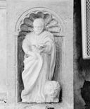 groupes sculptés en pendant (statuettes) : saint Marc, saint Matthieu